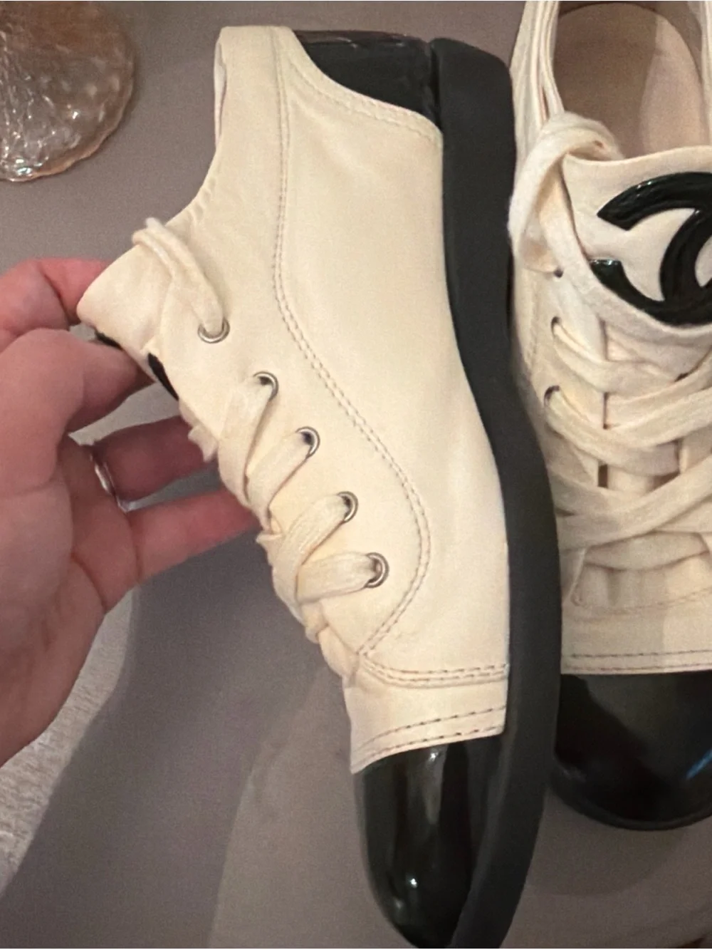 CHANEL lace up